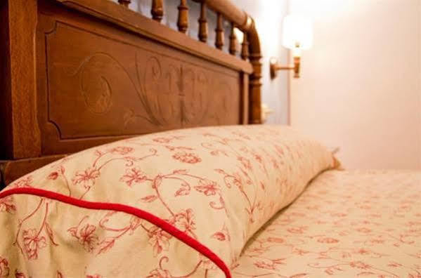 Hostal El Pozo 훌레야 외부 사진