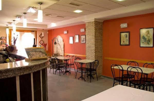 Hostal El Pozo 훌레야 외부 사진